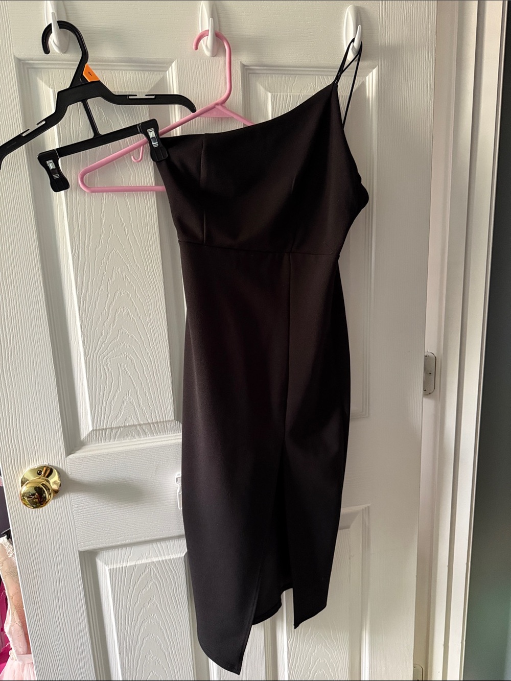 Fashion Nova One-Shoulder Black Midi Dress